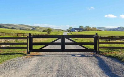 Enhancing Your Farm’s Functionality with the Right Fence Gates: A Comprehensive Guide